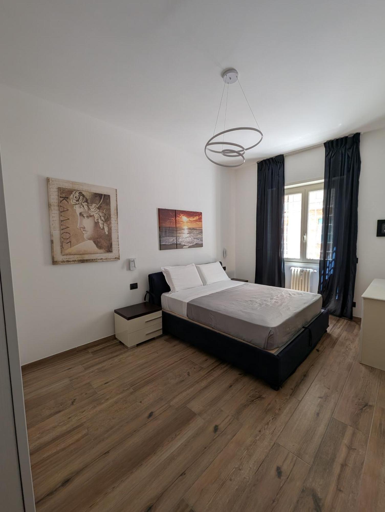 Maison Simone Marconi, Rome